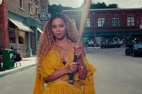 Beyonce Shares Behind The Scenes Photos From Lemonade Billboard