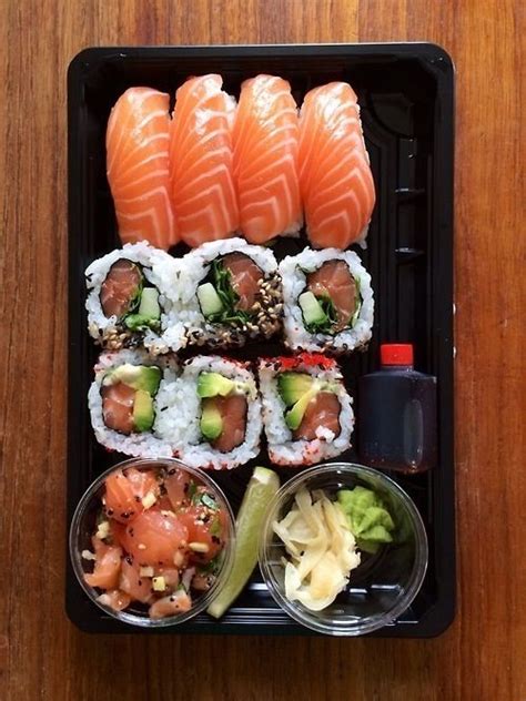 Pin By Jayda Koger On Sushi Pretty Food Food Goals Food And Drink