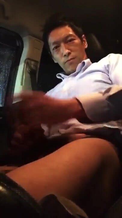 Dilfs ASIAN DADDY JERKS OFF IN CAR ThisVid
