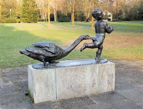 Check spelling or type a new query. Im Neusser Stadpark ... Foto & Bild | park, landschaft ...