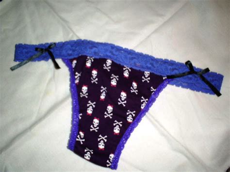 Diy Panties Lace Skulls And Bows Sew Ripped Flickr