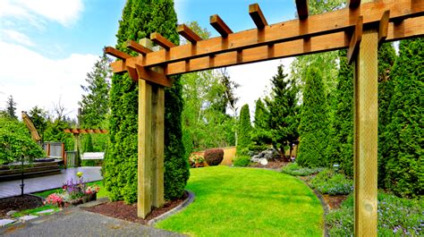 An elegant redwood structure that's really four if you're building a fence without the trellis, consider using 4 x 4 posts rather than 6 x 6s. How To Build Your Own Wood Arbor For Your Fall Garden
