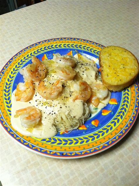 I think the key for me is that i can't eat cold shrimp. Shrimp Alfredo with angel hair pasta. | Cooking for ...