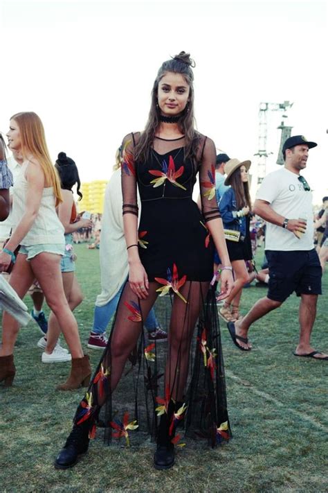 37 Festive Coachella Outfits Ideas To Copy 2019 Fashion Enzyme