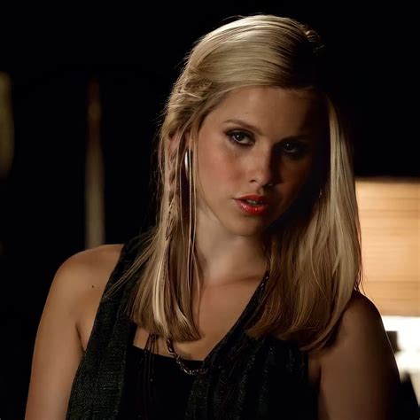 𝑅𝑒𝑏𝑒𝑘𝑎ℎ 𝑀𝑖𝑘𝑎𝑒𝑙𝑠𝑜𝑛 𝐼𝑐𝑜𝑛𝑠 Vampire Diaries Rebekah Claire Holt The