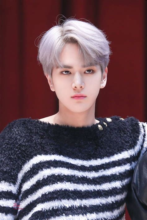 Pin By Alice On Younghoon In 2020 Kpop Hair Color Korean Hairstyle