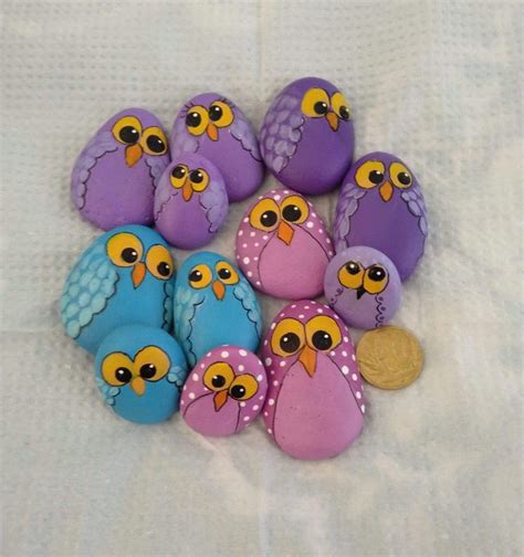Groups Of Owls Painted By Yvonne Painted Rocks Owls Rock Crafts