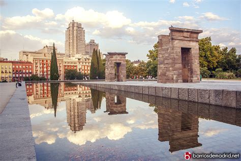 Madrid é a capital e maior cidade da espanha. Plaza de España | Templo de Debod | Barrios de Madrid