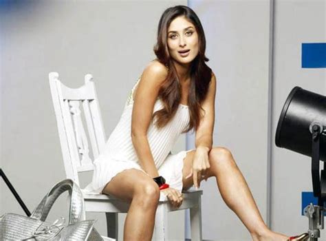 Actrresspics Hot Kareena Kapoor Posses Silky Legs Pics