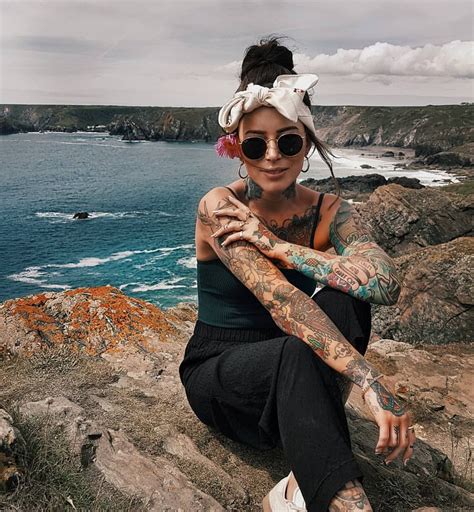 Sammijefcoate Cornwall Hiking Wanted Tattoo Instagram Nice Makeup Hair Style