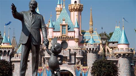 Visita Parque Disneyland En Anaheim Expediamx