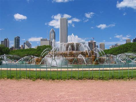 Millennium And Grant Parks Walking Tour Self Guided Chicago Illinois