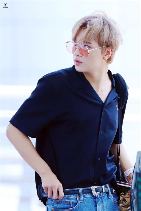 Mark, chenle, jaemin, jisung] 넌 뭐가 궁금해 나는 너만의 chef (dang!). HAECHAN — AIRPORT #NCT #NCT127 #NCT2018 #NCTDream #Haechan ...
