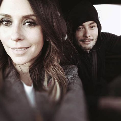 Jennifer Love Hewitt Gives Birth To 3rd Baby With Brian Hallisay Us