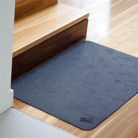 Absorbent Anti Slip Floor Mat By Conni
