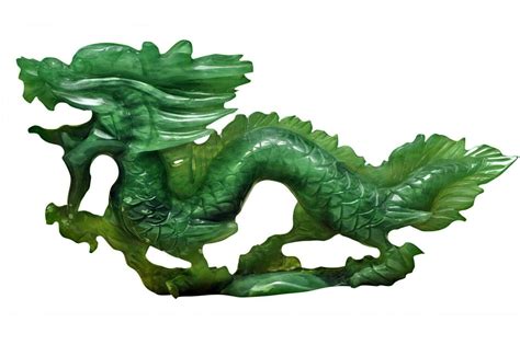 9 Souvenirs To Bring Home From China Jade Dragon Dragon Statue