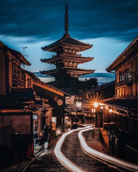 To understand the art and aesthetics of japan, it is necessary to investigate a japanese worldview, ideas about the nature of art, . Pin by Nur Bilge on streets | Kyoto, Japan, Night aesthetic