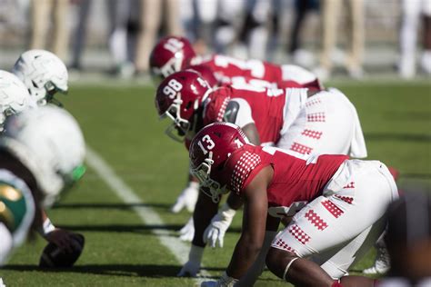 Temple Football Defeats Akron With Strong Defense The Temple News