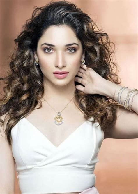 33 Hot Half Nude Photos Of Tamannaah Bhatia Youre Going To Enjoy