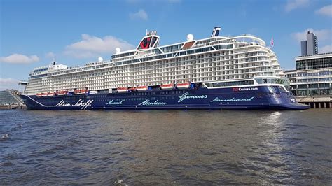 Royal Caribbeans German Partner Tui Expanding Cruise Restart