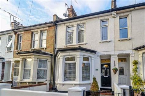 3 Bedroom Terraced House For Sale In St Anns Road Southend On Sea