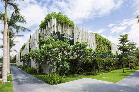 A Green Facade As An Innovative Solution For An Indoor Climate In A