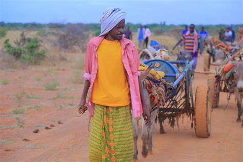 Hlb will assist its sme customers through bank negara malaysia's special relief facility to ease their burden amidst these challenging times. Emergency Response For IDPs In Ethiopia | Islamic Relief ...