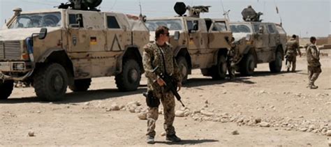 Blumröder içinde salzmann enstitüsü'nde eğitimini almış schnepfenthal ve en ilkokula sondershausen. Neu im Catch-up Service: Einsatz in Afghanistan - magazin ...