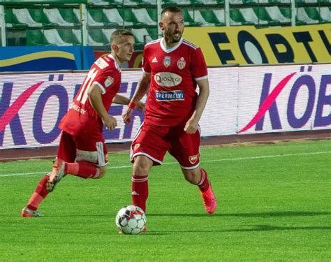 Official twitter account of fc argeș. Sepsi - FC Arges 1-0. Covasnenii urca pe patru ...