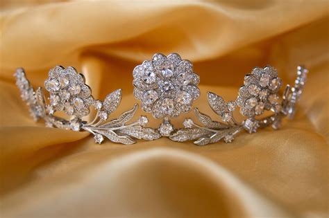 Romantic Strathmore Rose Bridal Tiara Edwardian Crown Replica 1920s