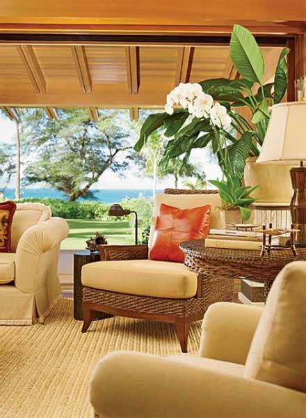 Hawaiian beach decor, tropical flowers on a south seas island. Hawaiian Decor, Aloha Style Tropical Home Decorating Ideas