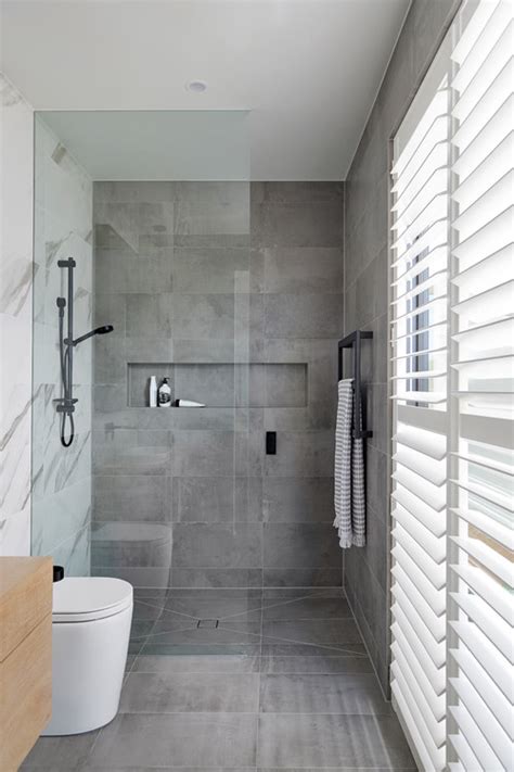 Grey Modern Bathroom Ideas