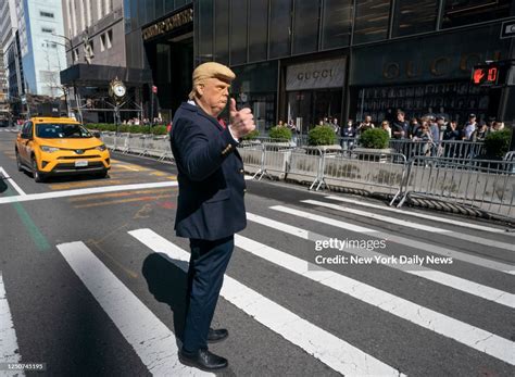 Trump Impersonator Neil Greenfield Works Outside Trump Tower News