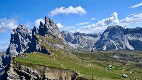 Hiking In The Dolomites ~ Cultural Vacations And Custom Tours In