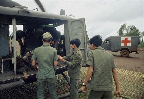 Vietnam War 1974 Wounded South Vietnamese Soldier Flickr