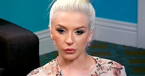 Courtney Stodden Cries About Her Mom Falling For Doug Hutchison Us Weekly