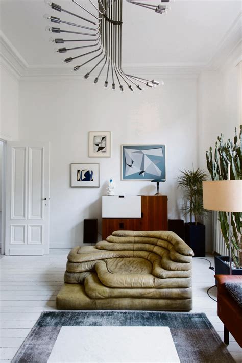 Avant Garde Was Nooit Zo Huiselijk De Standaard Living Room Interior