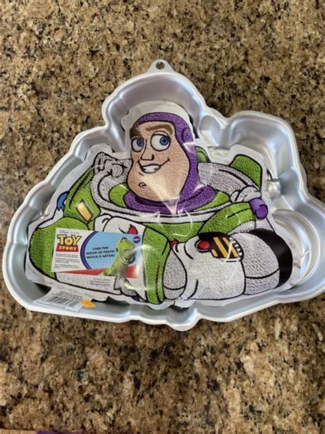 Wilton Disney Pixar Toy Story Buzz Lightyear Cake Pan Mold New 1550 Picclick