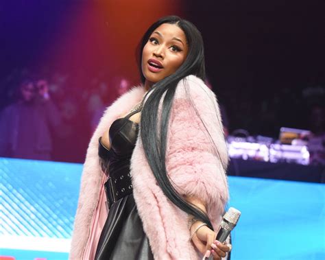 Nicki Minaj Handled This Embarrassing Malfunction At Made In America Like A True Queen News Bet