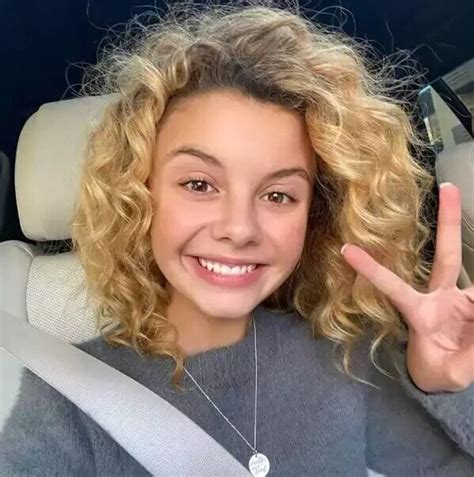 Mallory James Mahoney Wiki Boyfriend Height Bio Age And More Clebstory