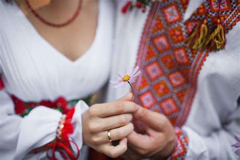 Moca 愛らしい民族衣装（ソロチカ）も必見！ウクライナの魅力