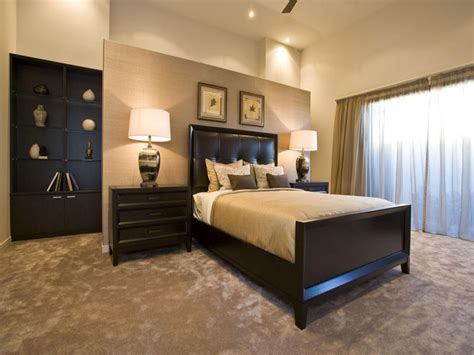 Check spelling or type a new query. Modern bedroom design idea with carpet & floor-to-ceiling ...