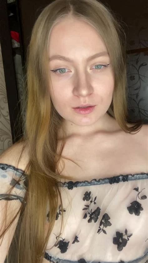 Betty Bell Heeey You Like My Small Boobs 😊 Boobs Naked Girl Teen Skinny Smallboobs