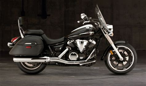 The 2018 yamaha v star 950 tourer motorcycle is used as an example on this page. 2012 Yamaha V Star 950 Tourer - Moto.ZombDrive.COM