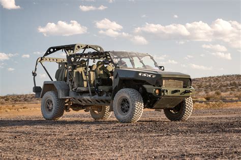 Gm Defense Infantry Squad Vehicle Is A Battle Ready Colorado