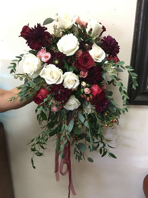 16 Elegant Burgundy And Blush Wedding Bouquet Ideas Weddinginclude