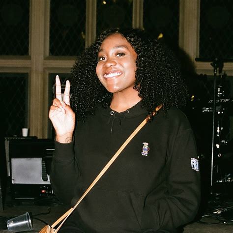 Female Rappers To Watch Noname Glitter Magazine