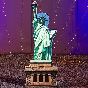 Our Statue Of Liberty Standee Shows The Iconic American Landmark In All Her Glory Event Themes