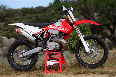There are numerous different options on the market today, which should be perfect for kids and the following guide will show you some of the. DIrt Bike Magazine | FIRST RIDE: 2018 GAS GAS EC300 2-STROKE