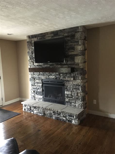 Dyi Mountain Stone Fireplace Wnatural Gas Ventless Logs In 2019